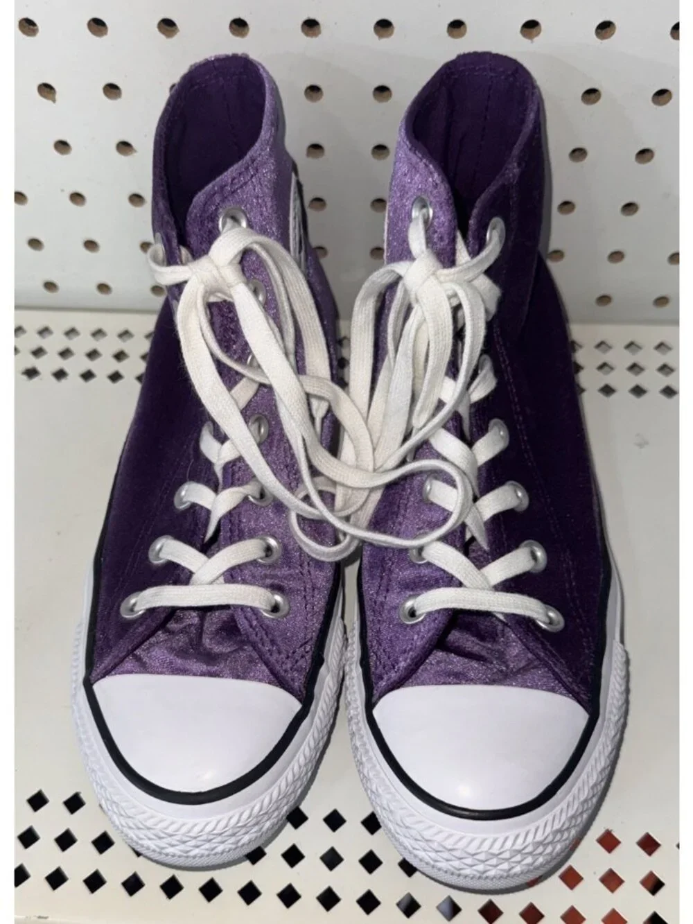 Converse Chuck Taylor All Star Velvet Hi Womens Athletic Shoes Size 7.5 Purple